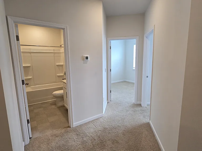 803 Washington St — Photo 16