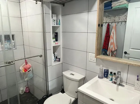 530-532 40th Street image 4 of 8