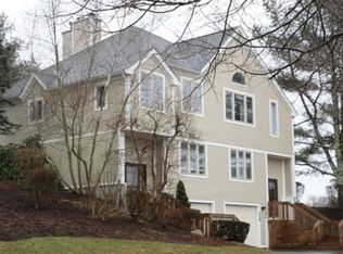 141 Fairway Dr UNIT 141, North Dartmouth, MA 02747