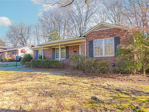3rd image of 1908 Gracewood Dr