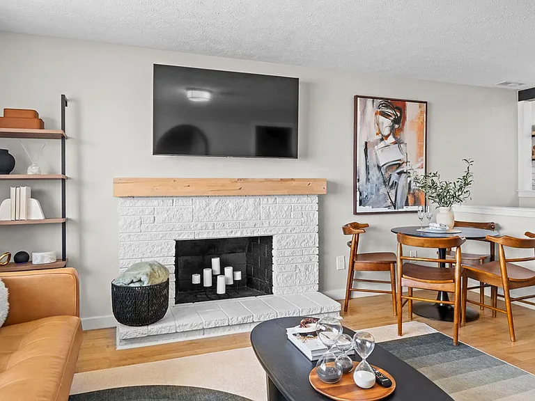 2215 N Atlantic St #C — Photo 12
