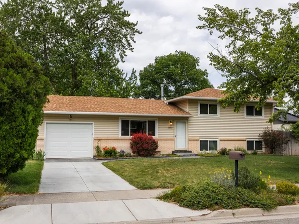 7492 S Claret St, Cottonwood Heights, UT 84121