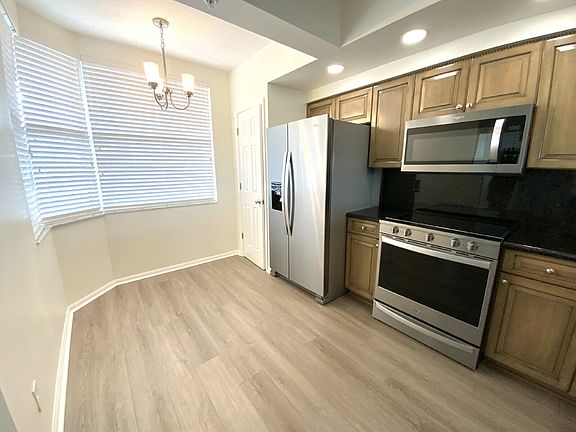 3rd image of 6315 Shoreline Dr APT 3204