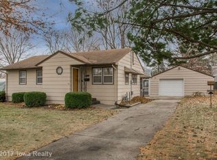 5905 SW 14th St, Des Moines, IA 50315