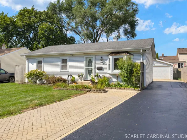 1691 Charles Dr, Glendale Heights, IL 60139
