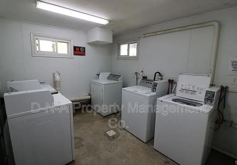 108 3rd St #31 — Photo 8