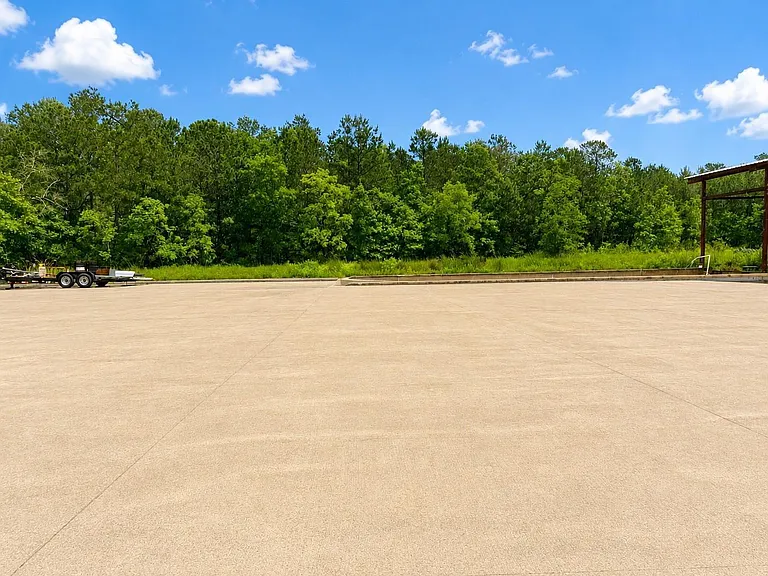 540 Rhonda Rosa Rd — Photo 5