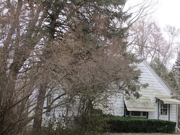 2nd image of 2664 N 111th St