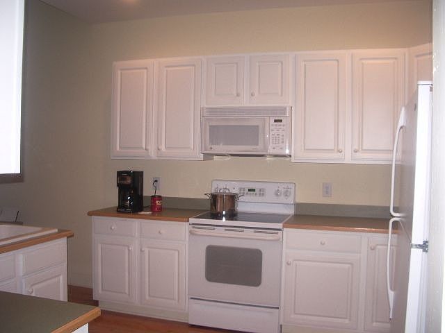 1st image of 1005 N Sanderling Dr