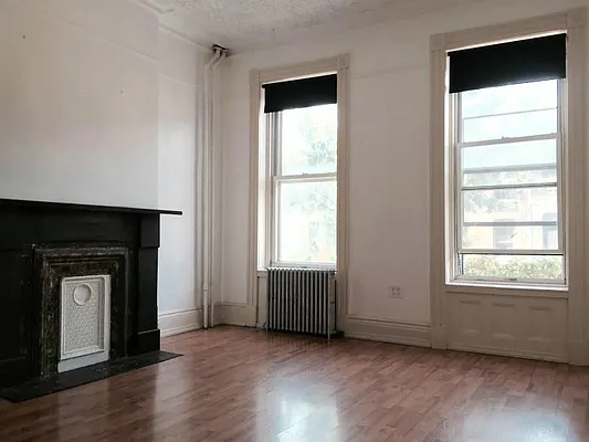 Rented by Level Group | media 12