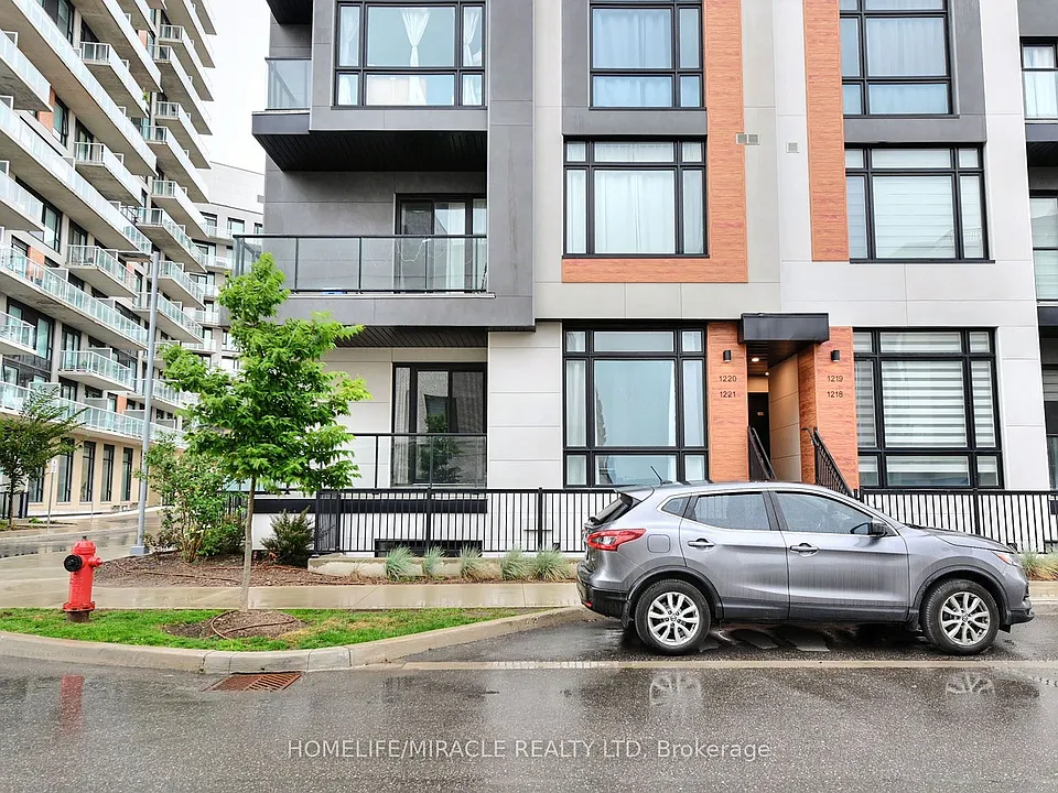 8 David Eyer Rd #1221