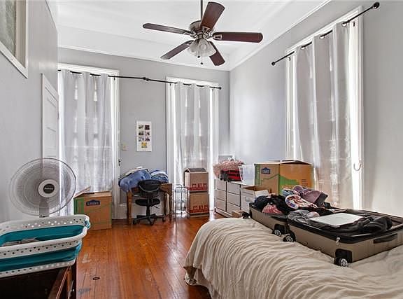5th image of 2203 Baronne St #B