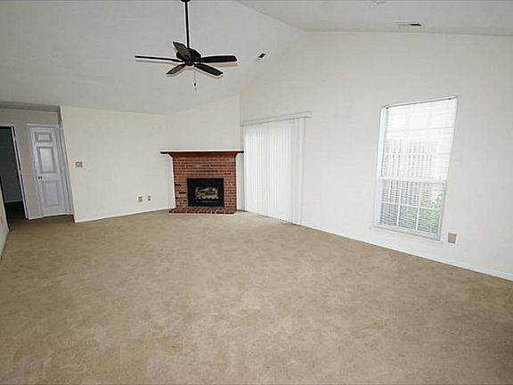 5th image of 7678 Willowood St