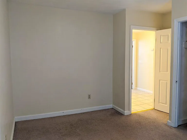 9 Banks St #2 — Photo 12