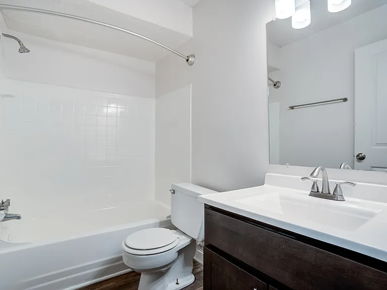 Crown Pointe — Photo 9