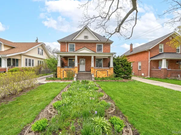 8165 Canal Rd, Utica, MI 48317