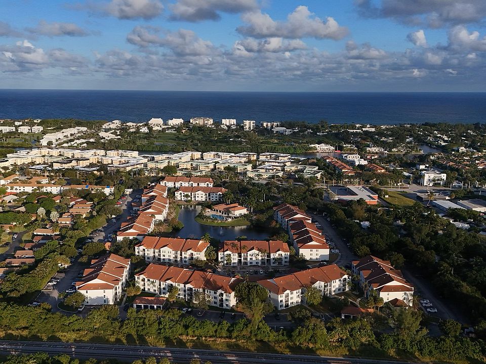 newly renovated community, ONLY 17mi to the beach!