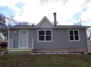 1100 Rittenhouse St, Des Moines, IA 50315