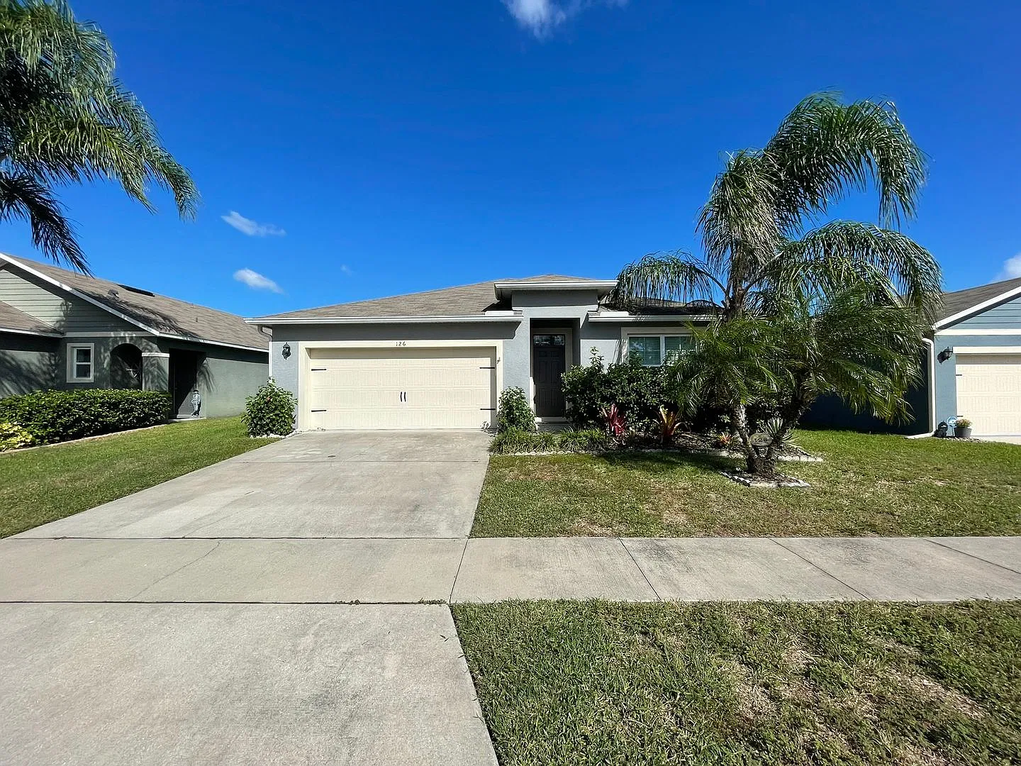 4 Bedroom 2 Bathroom home available in Edgewater, FL — Photo 1
