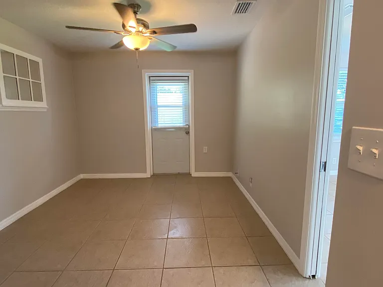 914 N Wild Olive Ave #910 — Photo 21