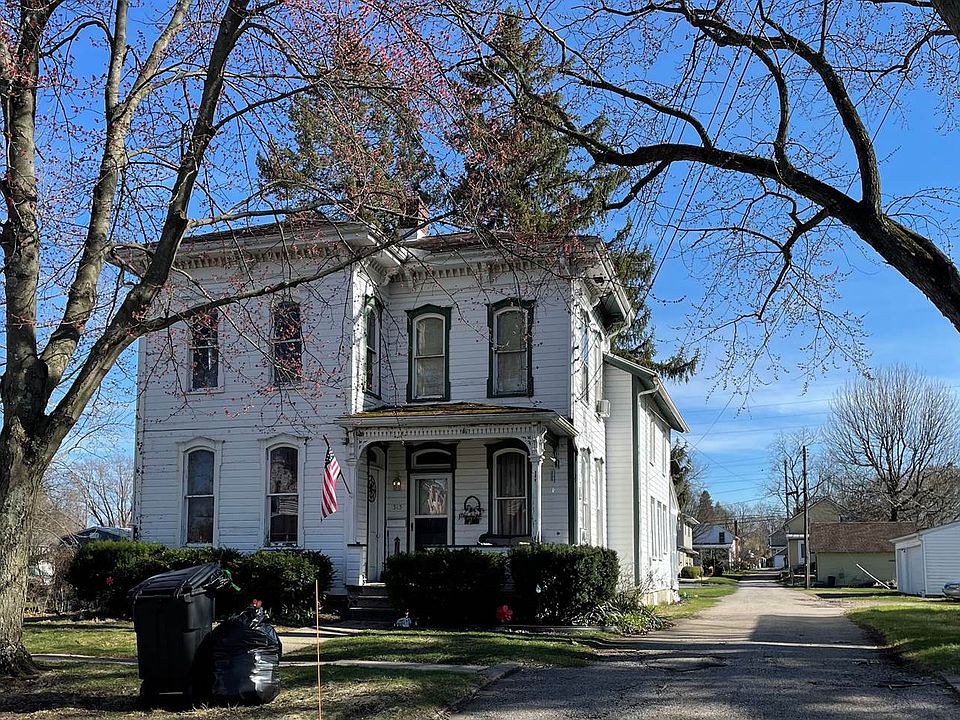 1st image of 315 E Washington St