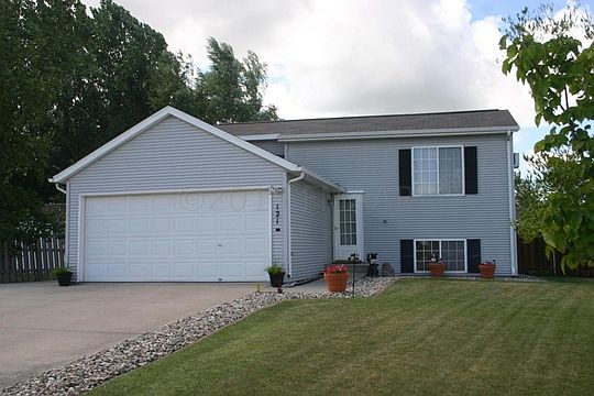 1st image of 121 Evergreen Cir