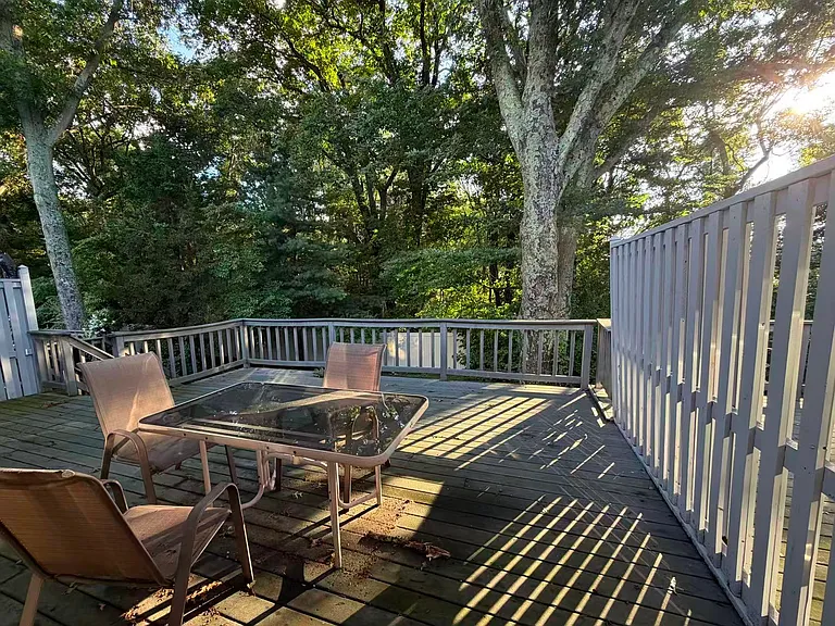 137 Foxwood Dr — Photo 18