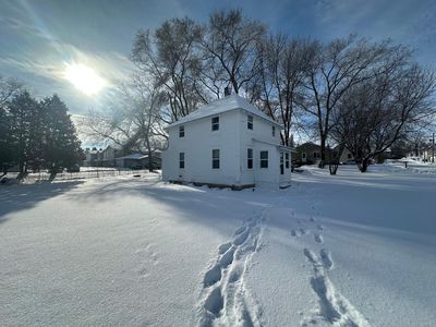 327 9 1/2 St S, Sauk Centre, MN, 56378