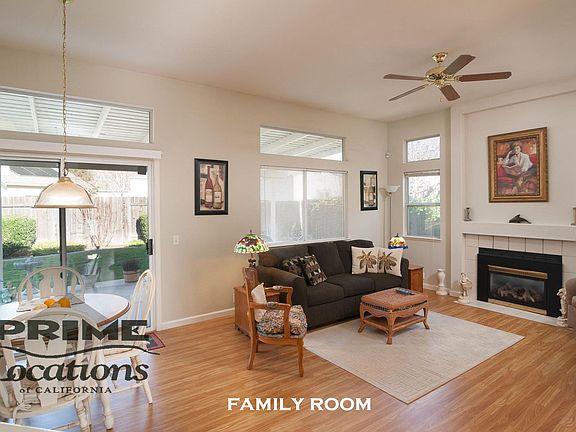 4th image of 1057 S Bluff Dr