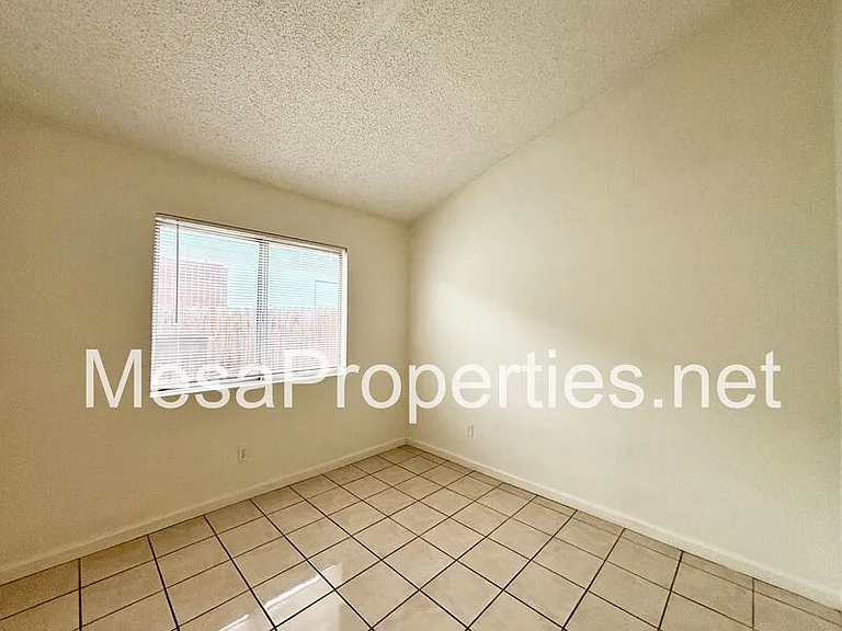 13667 Gemini St — Photo 19