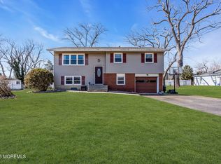 1170 Old Freehold Rd, Toms River, NJ 08753