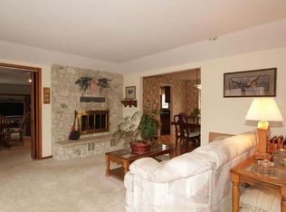 4920 Richmond Dr, Racine, WI 53406
