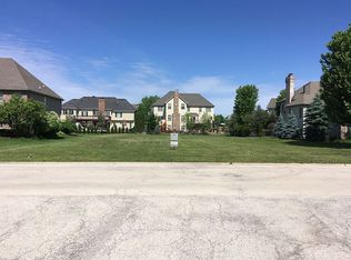 39W558 Walt Whitman Rd, Campton Hills, IL 60175