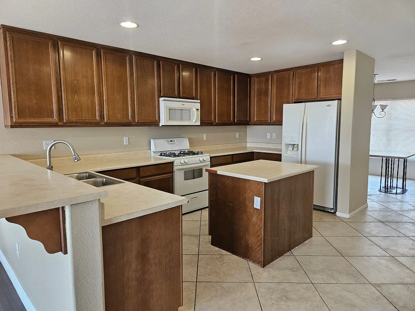 Home for Rent in Imperial — Photo 4