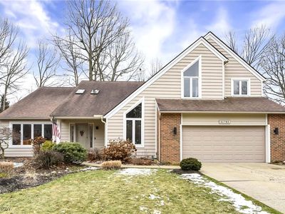 31785 Bayview Dr, Avon Lake, OH, 44012