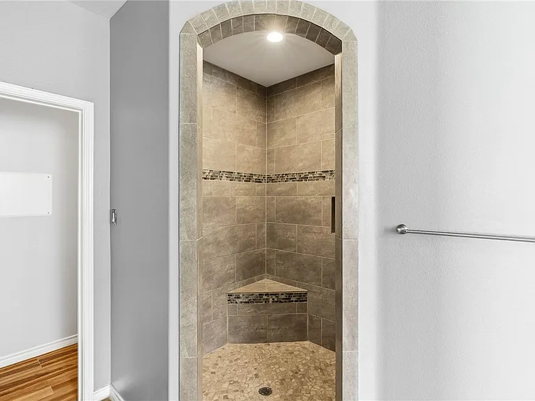 6913 Bella Di Giorno Dr — Photo 18