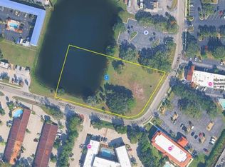 647 67th Street Cir E #7, Bradenton, FL 34208