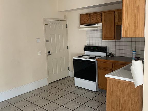 5th image of 112 W Salaignac St APT 2
