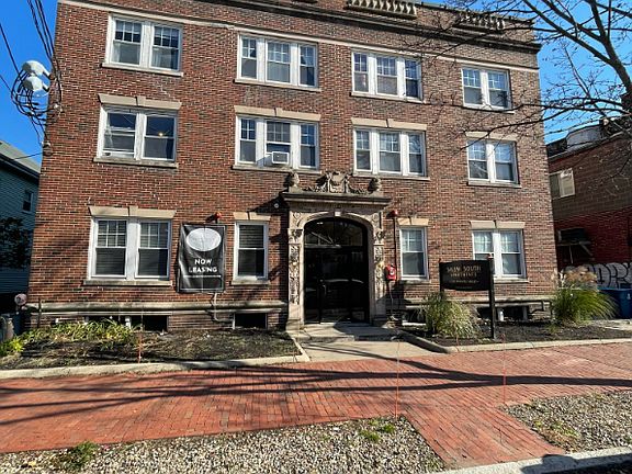 5th image of 235 Lafayette St APT 4