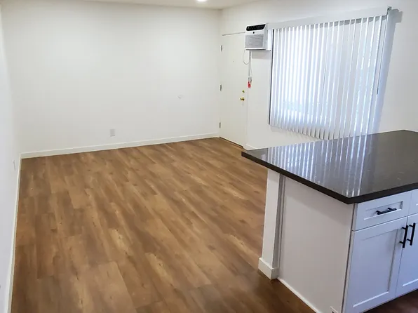 Riverside Park, 11840 Riverside Dr APT 9, Valley Village, CA 91607