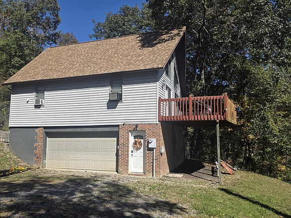 3rd image of 128 Academy St