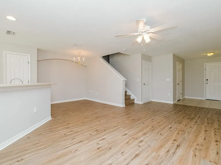 2438 Hibiscus Bay Ln — Photo 9