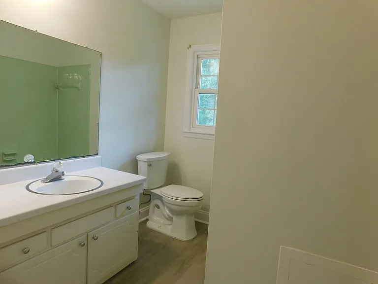 1302 Dunbar Dr — Photo 16