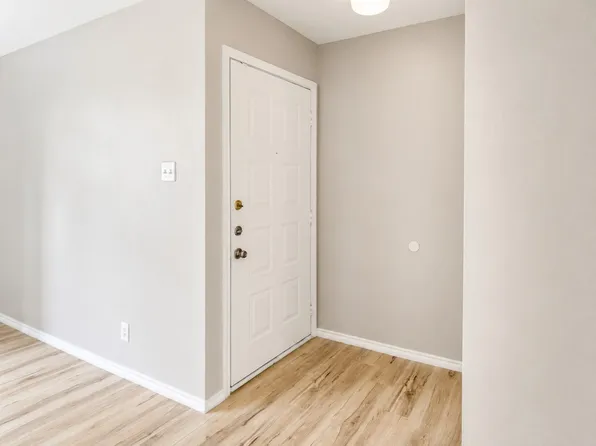 4303 Buena Vista St #202, Dallas, TX 75205