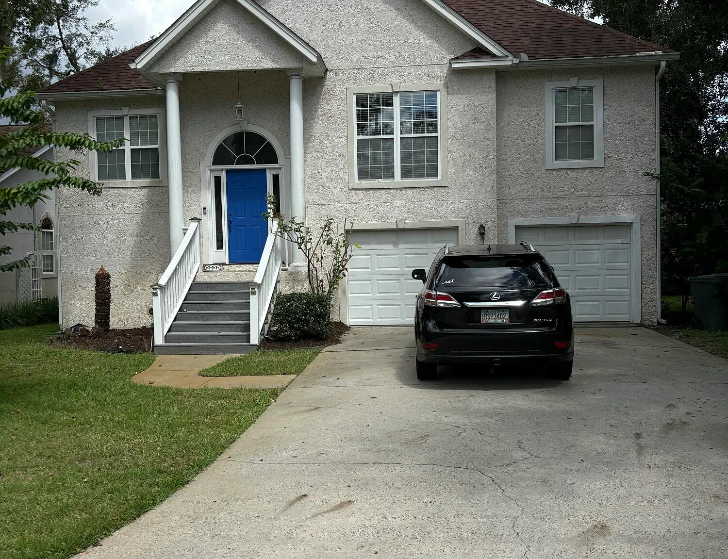 4 bed, 3.0 bath, 2086 sqft, $3,800 — Photo 1