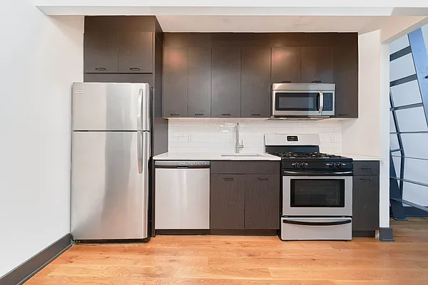 Rented by Living New York | media 6