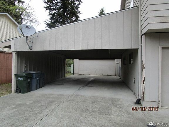 2nd image of 17902 81st St E