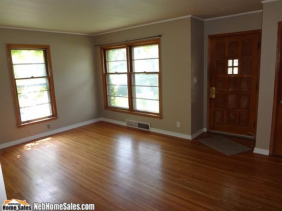4th image of 2800 S 42nd St