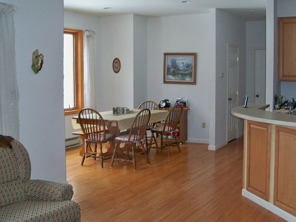 5th image of 131 Wapiti Way