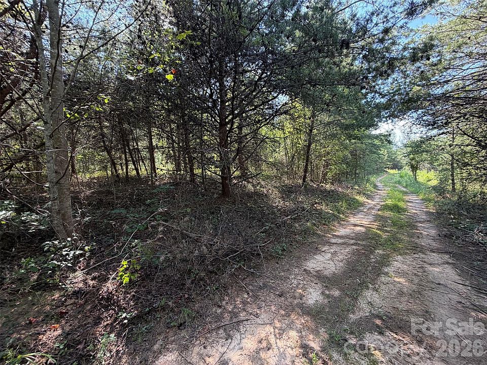 1st image of 468 Southern Way